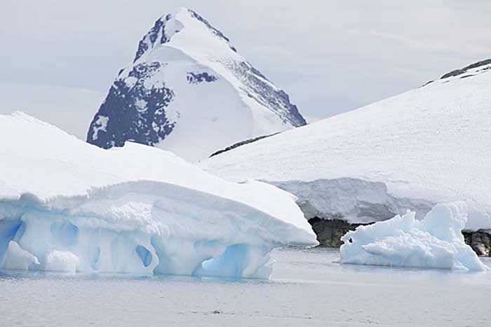 Antarctic Scene.