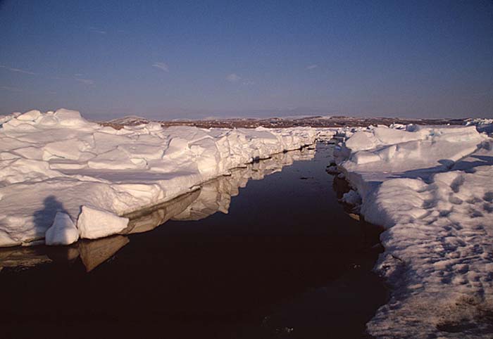 Arctic scenics. Nunavut to Norway.