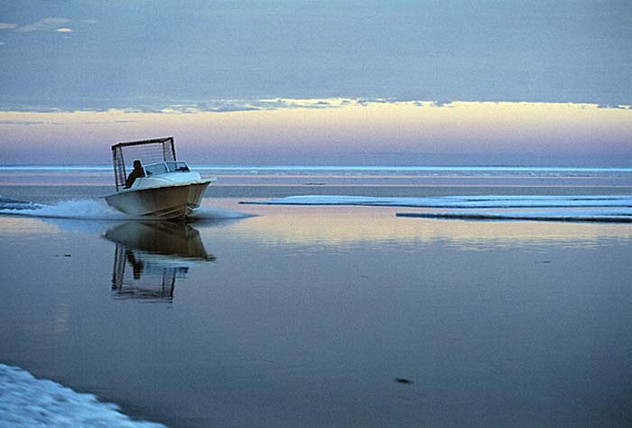 Arctic scenics. Nunavut to Norway.