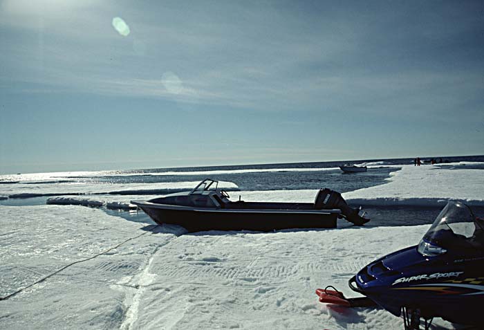 Arctic scenics. Nunavut to Norway.