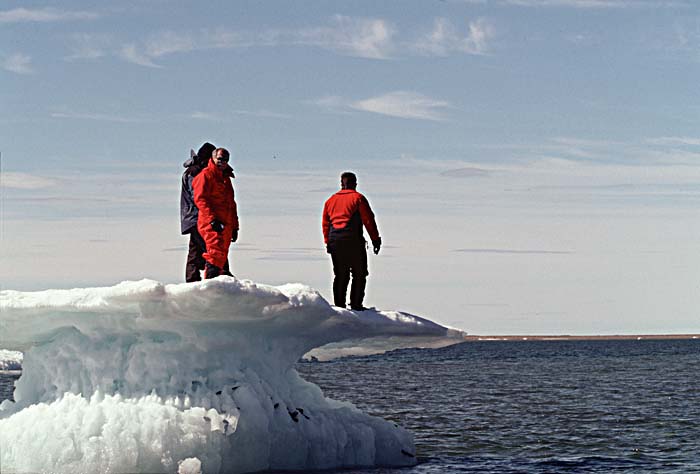 Arctic scenics. Nunavut to Norway.