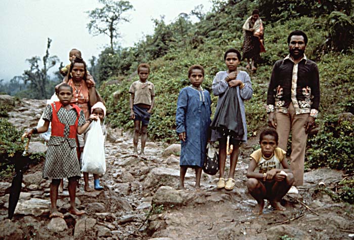 Travel in Papua New Guinea.